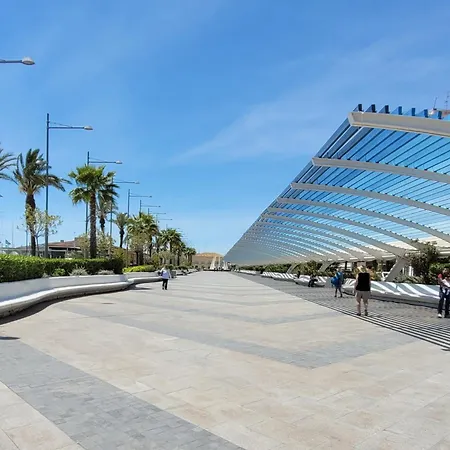 Paseo De La Playa Apartment